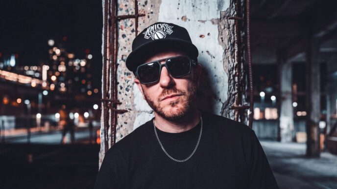 Ray Treblo Ignites Summer Dance Floors with New Tech House Single "Gas"